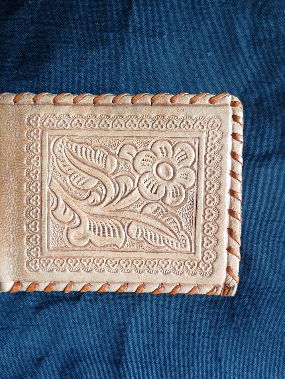 Hand-Tooled Floral Leather Wallet - Tan